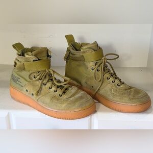 Nike Air Force 1 Mid Desert Moss Sneakers Size 6Y (EU 38.5)